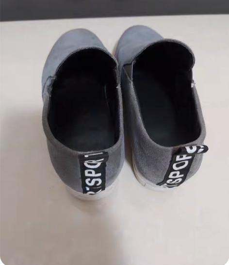 包邮39码反绒皮内增高鞋，七八成新吧，质量...