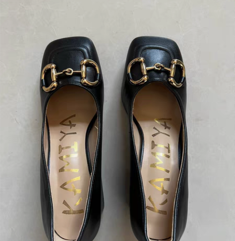 包邮马衔扣粗跟单鞋 全新仅试穿 36码 跟...