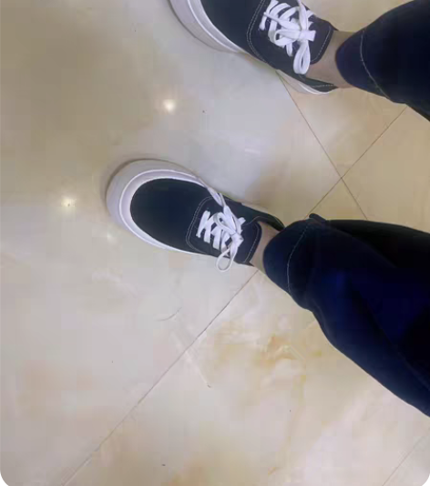 包邮女士帆布鞋，九成新，穿起来很舒服！鞋号...