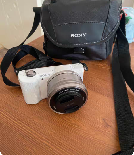 Sony微单a5000，一时兴起买的，全套...
