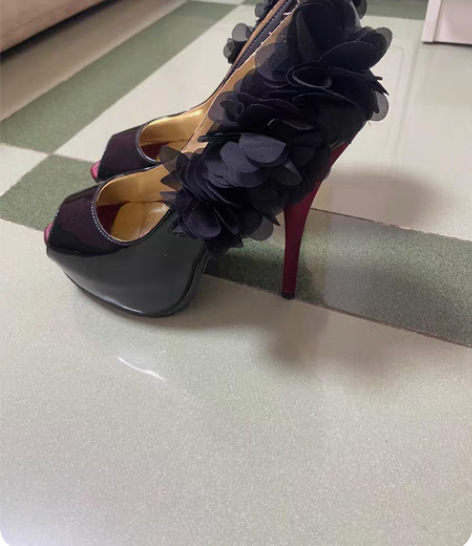 9新37码黑色花朵漆皮超高跟单鞋防水台鱼嘴...