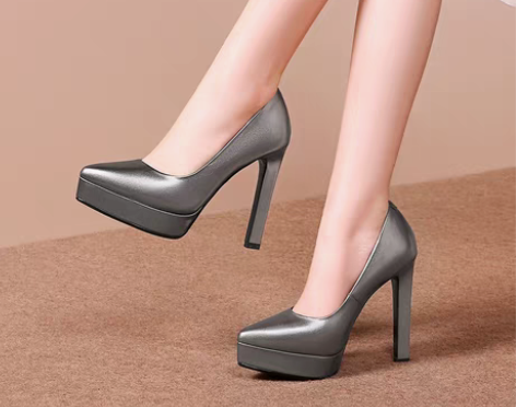 转卖【潮酷价】2020春季新款尖头超高跟单...