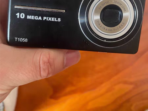 ccd爱国者，充电器也有，包邮 感兴趣的话...