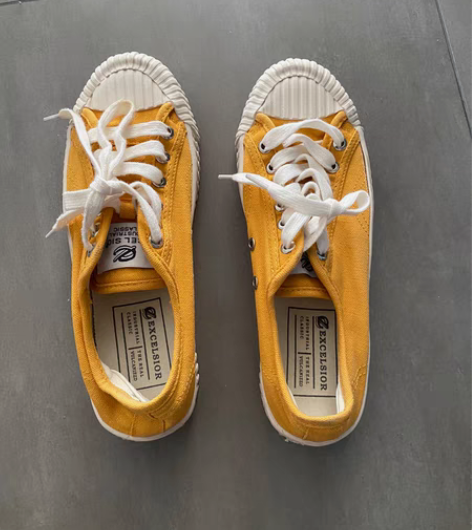 包邮饼干鞋 帆布鞋 8成新 37码 无牌外...