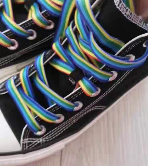 包邮热风正品女士时尚帆布休闲鞋，薄绒，39...