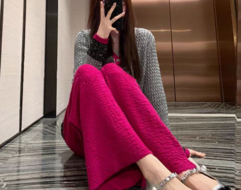 转卖小香风套装女2022年新款灰色亮片针织...