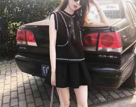 转卖春夏季套装新款小香风chic显瘦时尚洋...