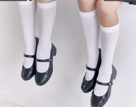 转卖现货   小水泰式制服鞋尖头玛丽珍鞋法...