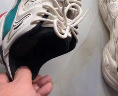 包邮闲置一双安踏运动鞋鞋， 感兴趣的话点“...