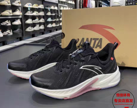 转卖安踏跑步鞋女2022冬季新款火箭鞋4代...