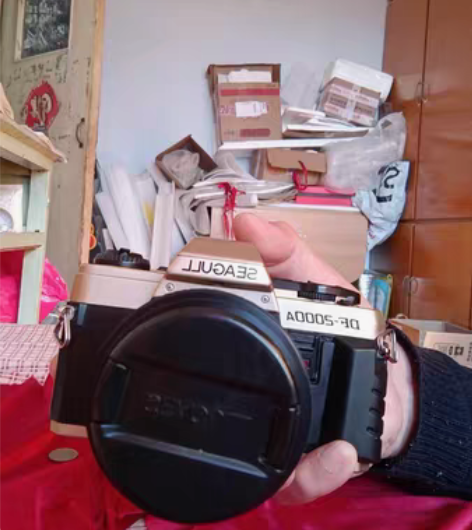 海鸥DF-2000A,品相很新,功能没测试...