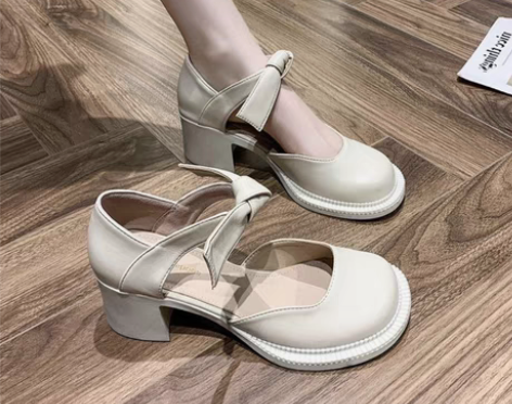包邮单鞋女春季新款时尚百搭复古蝴蝶结粗跟防...