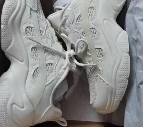 包邮公司福利 安踏anta 全新 春秋女款...