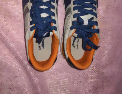 包邮李宁45码运动鞋。挺新的，鞋号对上就划...