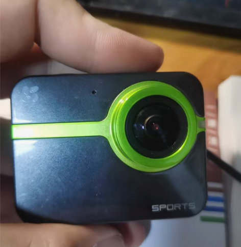 萤石云运动相机，以前骑摩托车用的，现在不骑...