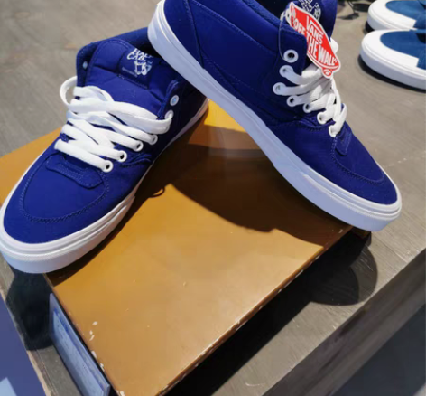 包邮Vans鞋，全新断码清款，尺码41，专...