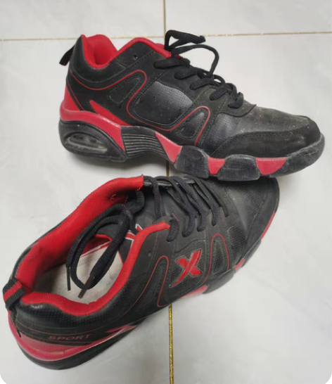 特步儿童运动鞋  女童运动鞋 适合秋冬季节...