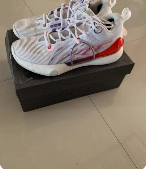 包邮李宁闪击8 白色 45码 有原盒 穿着...