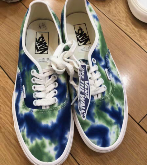 员工内部福利闷包开出，vans鞋，除真假问...