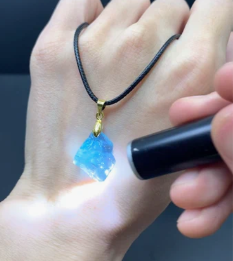 包邮【湖水蓝】萤石原石小吊坠 视频和图片皆...