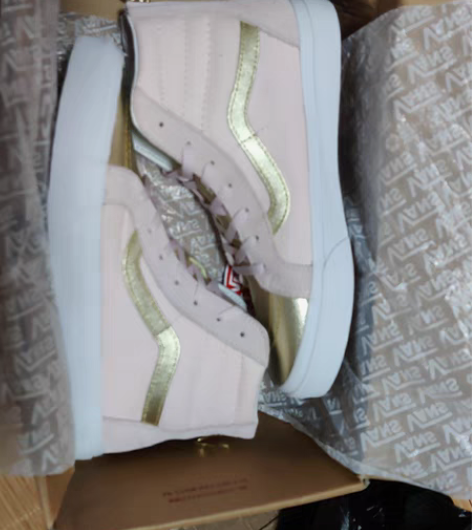 包邮VANS  SK8-Hi Zip鞋（大...