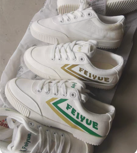 包邮飞跃女鞋帆布鞋夏季小白鞋8038百搭休...