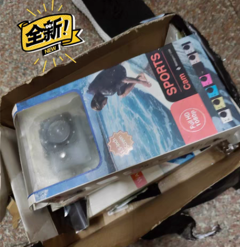 带屏显运动摄像机 原车用，潜水壳已给我镂了...