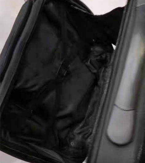 包邮瑞士军刀拉杆箱，全新的，全新的，全新的...