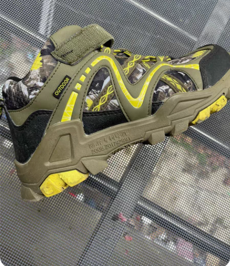 小骆驼男童鞋，实物拍摄 感兴趣的话点“我想...