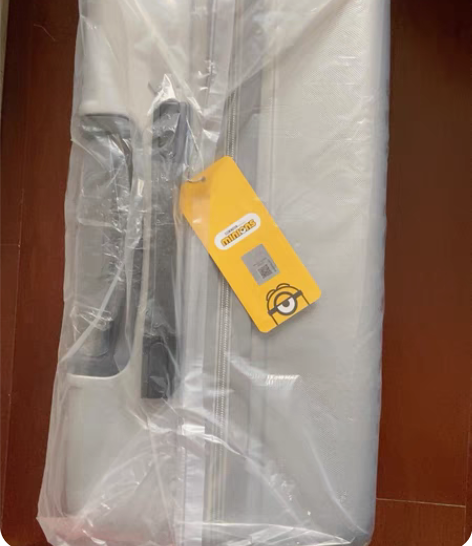 全新未拆封 神偷奶爸小黄人18寸拉杆箱行李...