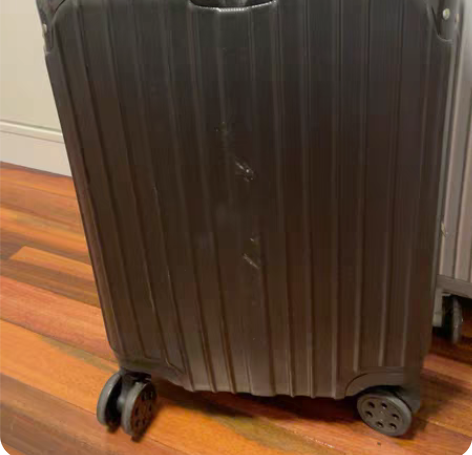 黑色登机箱拉杆箱 感兴趣的话点“我想要”和...