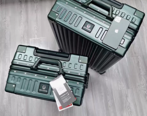 包邮外贸出口漫游拉杆箱铝框密码箱铝合金行李...