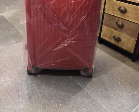 尚层 红色旅行箱 26寸  开箱后闲置，可...