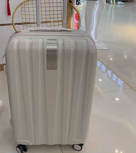 包邮全新转卖 汉客镇店之宝 20寸 登机箱...