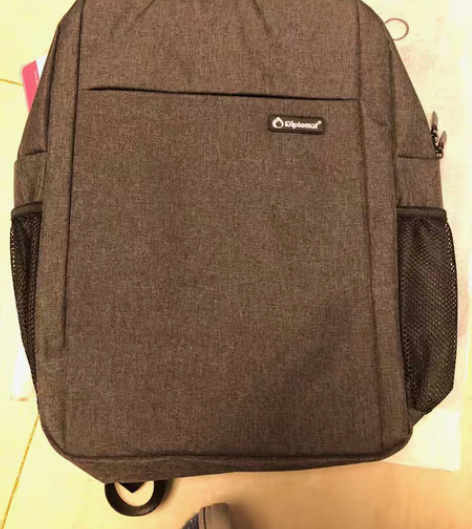 包邮全新外交官牌书包，原价780现在低价处...