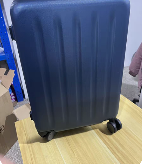 包邮90分旅行箱极光蓝 内部商品编码：69...