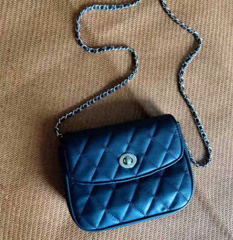 包邮全新 菱格韩版链条包￥19.59??1...