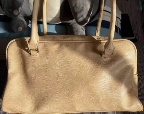 包邮杏色奶油包 白水女家的 容量大 很好看...