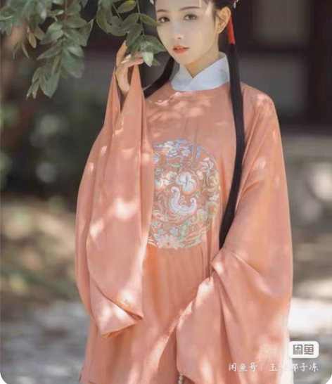 兰若庭,柿子微醺,s码,全新 爽快可送白色...