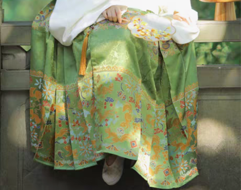 转卖【出】兰若庭 汉服 如意松shu上m豆...