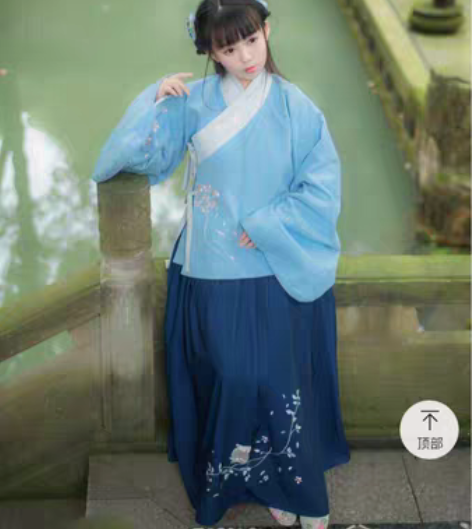 转卖兰若庭 茕茕白兔 交领巨厚超保暖 绝版...