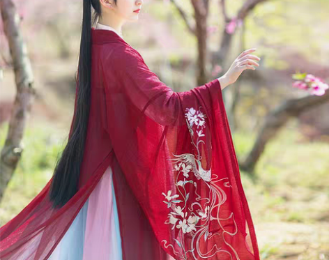 转卖如梦霓裳  花神大袖衫， 无吊牌仅试穿...