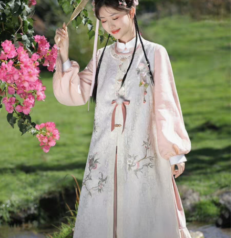包邮七月夕原创汉服 桃枝甘露 汉元素泡泡袖...