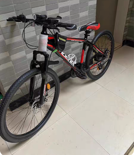 出一台26寸凤凰铝合金山地自行车男女碟刹变...