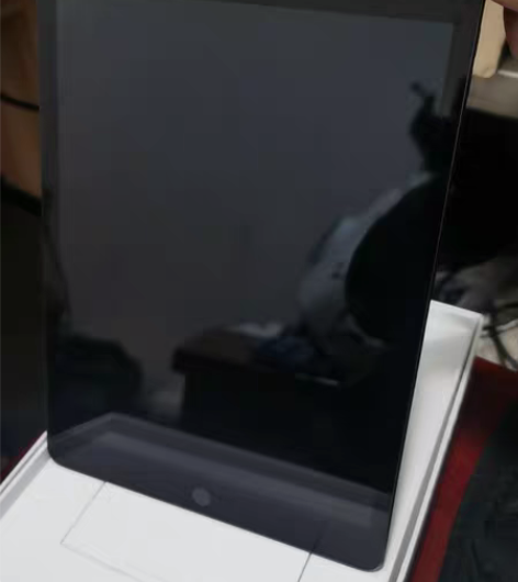 Apple/苹果 iPad 8代 A243...