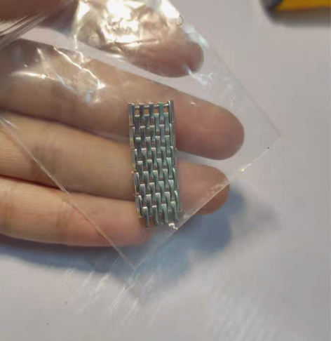 包邮浪琴嘉岚表链，银色，95成新，原装正品...