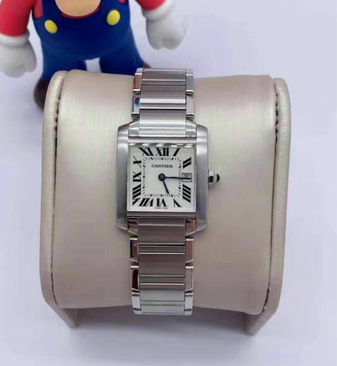 包邮二手卡地亚坦克系列 石英机芯女表 感兴...