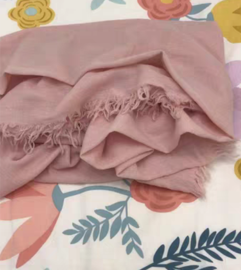 包邮COS粉色羊毛围巾 100%羊毛成分 ...