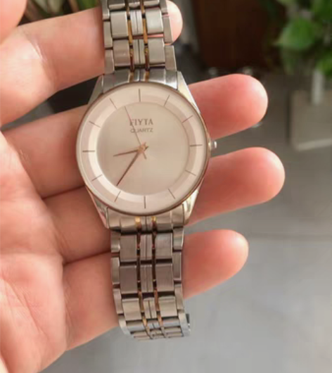 包邮飞亚达男士手表 瑞士机芯 新旧程度 有...