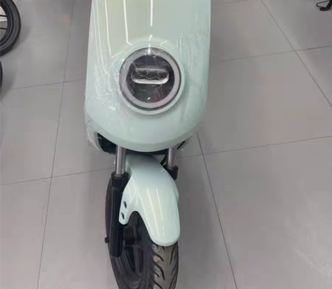 全新小牛电动M1，48V24A，这个颜色也...